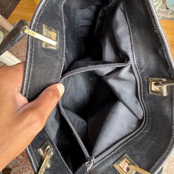 Gucci GG Logo Bucket/Shoulder Bag